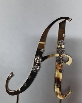 Timeless Silver Monogram – Gold Edition #0554